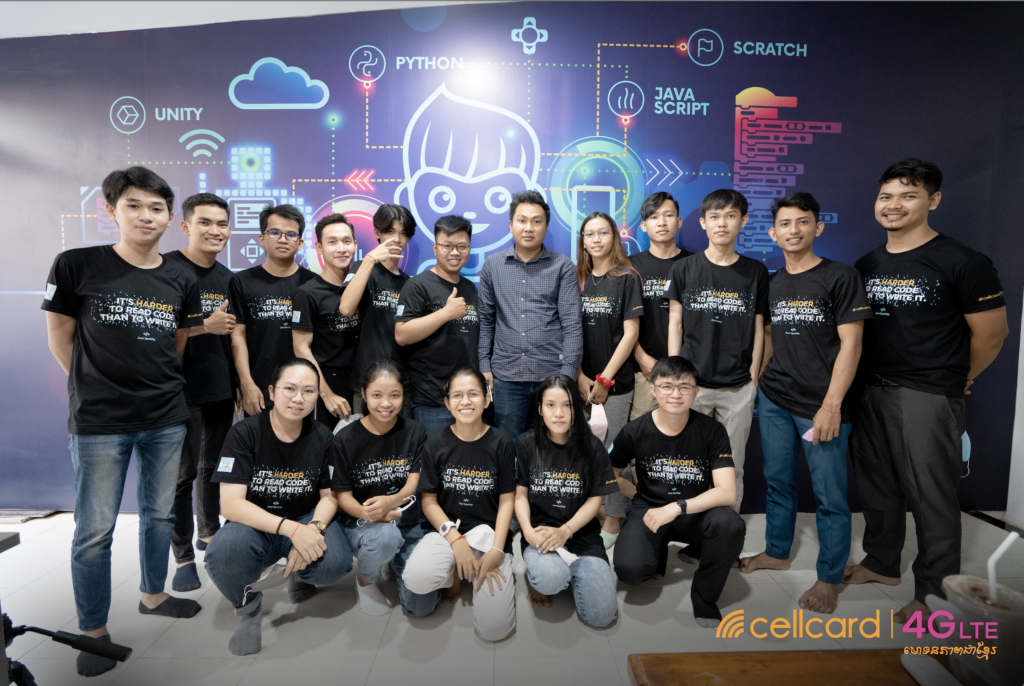 Cellcard X Sabaicode students make good progress on projects to solve ...
